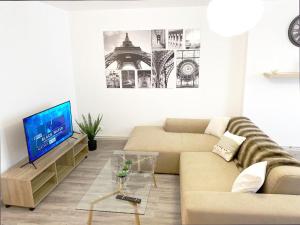 Appartements APPARTEMENT CHALEUREUX Wifi et parking gratuit : photos des chambres