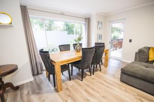 Plettenberg Bay Unit 2 Greenpoint Mews Apartment with Backup Power