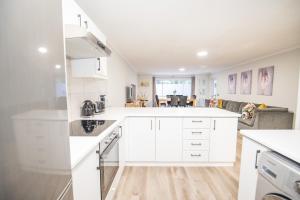 Plettenberg Bay Unit 2 Greenpoint Mews Apartment with Backup Power