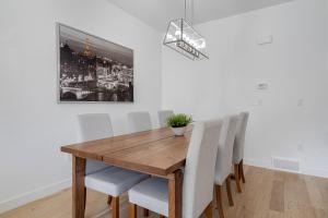 Kensington Calgary House 3BR 20 Min to Downtown