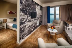 Carine Hotel Delfin