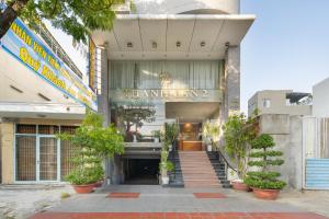 Thanh Lan Riverside Hotel Da Nang
