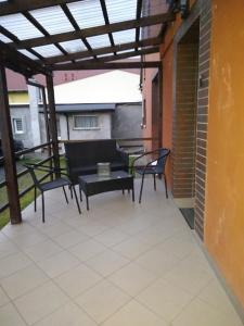 Mieszkanie nad jeziorem z własną linią brzegową