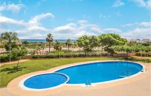 2 Bedroom Lovely Apartment In Cabanes - Torre de la Sal