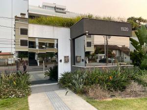 apartamento design com piscina e vista espetacular