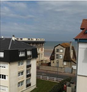 Appartement à 50 m de la plage avec WIFI