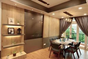 Designer Suite Apartment Seaview 10pax Families Suite