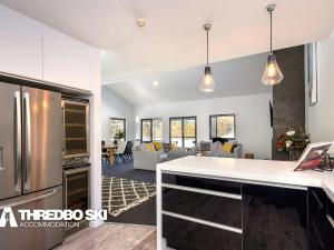 Snowbound Chalet 3