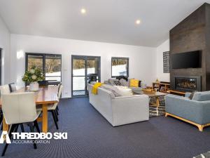 Snowbound Chalet 3