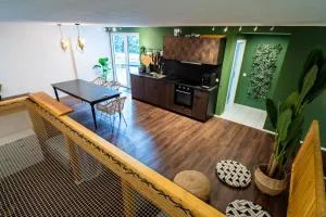 Kabali and Kasamui - Aue