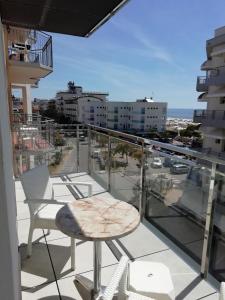 Habitación Doble con balcón y vistas al mar