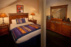 Alpine Village Suites