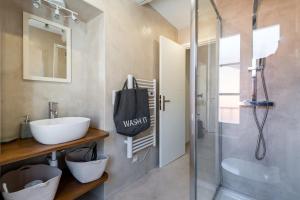 Appartements Studio Carignan : photos des chambres