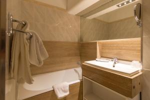 Hotels Hotel-Residence Le Lys : photos des chambres