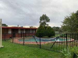 Willunga Cottage — Sweet Country Retreat