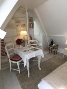 B&B / Chambres d'hotes La Romance et la Romanesque : photos des chambres