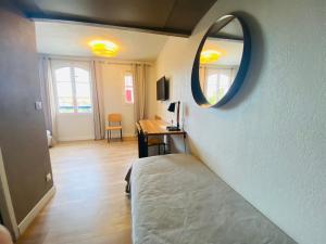 Hotels Hotel & Appart-hotel Olatua : Chambre Triple