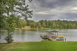 Waterfront Greenwood Getaway with Deck and Grill! - Chappells