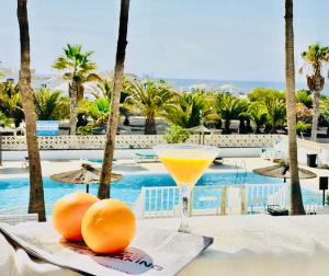 Canaryislandshost l Sea View