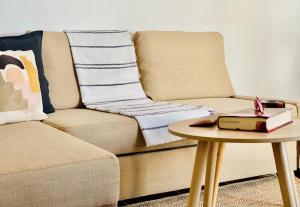 Canaryislandshost l Sea View