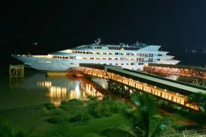 Vintage Luxury Yacht Hotel - Yangon