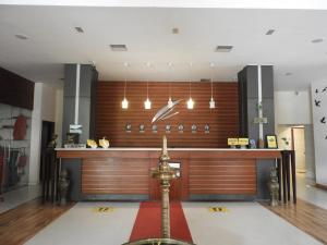 Holiday Vista Thekkady a premium hotel near periyar wild life sanctuary with sky view pool