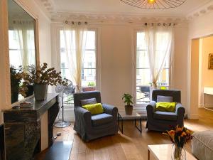 Appartements Real Parisian apartment with 2 bedrooms and AC : photos des chambres