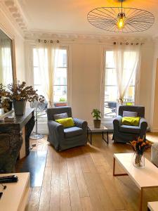 Appartements Real Parisian apartment with 2 bedrooms and AC : photos des chambres