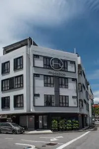 Chariton Hotel Bagan - Баттерворт