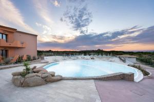 Red Sun Village img15