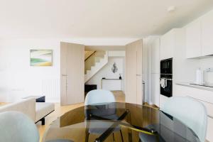 Executive Waterfront Split Penthouse