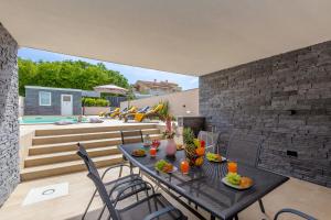 Kuća za odmor ŠOTOVENTO I - Brzac , Krk