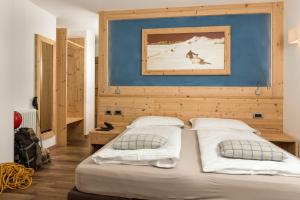Luxury Quadruple Room room in Hotel Garni Lastei