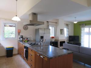 Luxury spacious holiday Villa with heated swimming pool