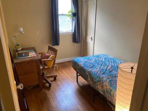 Benning Road Two bedroom with free parking