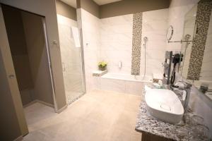 Hotels Hotel Spa Marotte : photos des chambres