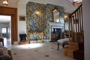 Eagle House - Award Winning B&B and Apartment