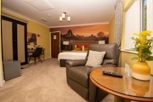 Bridleways Guesthouse & Holiday Homes