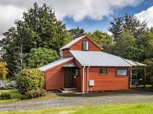 Foyle Street Ski Retreat - Ohakune Holiday Home - Raetihi