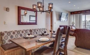 Bear Claw 516 - Ski-in Ski-out Condo!