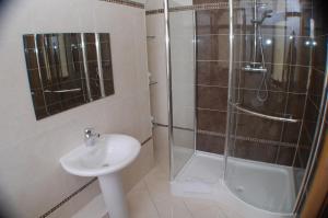 Leitrim Marina Hotel