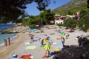 Apartments with parking space Ivan Dolac, Hvar - 10434