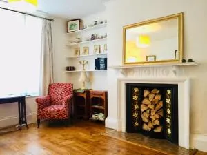 Entire Cottage Style flat in heart of Wallingford - 泰晤士河畔的多切斯特