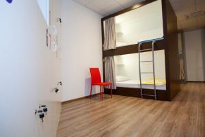 18-bed female dorm 전경