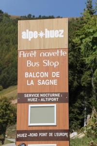 Appartements Alpe d'Huez Les Balcons de la Sagne 252-254 route d'Huez Appart 410 : photos des chambres