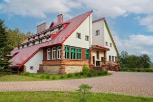 Park Inn Resort przy jeziorze - sauna i duży parking - pieski mile widziane