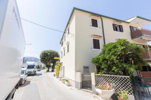 Apartments Marin with Sea View