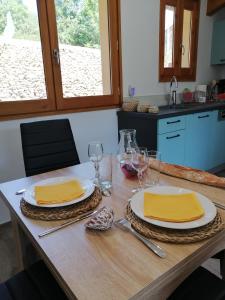 Maisons de vacances Special Couple - Gite 3 etoiles en Auvergne - Gorges Allier 43 : photos des chambres