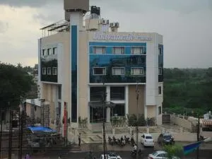 Hotel Udayanraje Palace - Ahmednagar