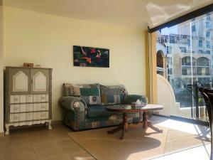 Portifino On Lake G16 The Island Club